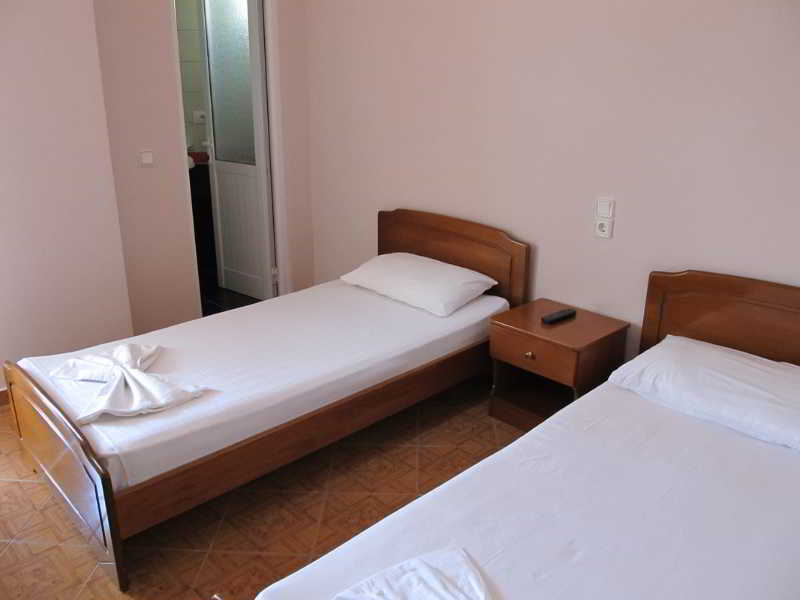 Hotel Aulona Sarande Bagian luar foto