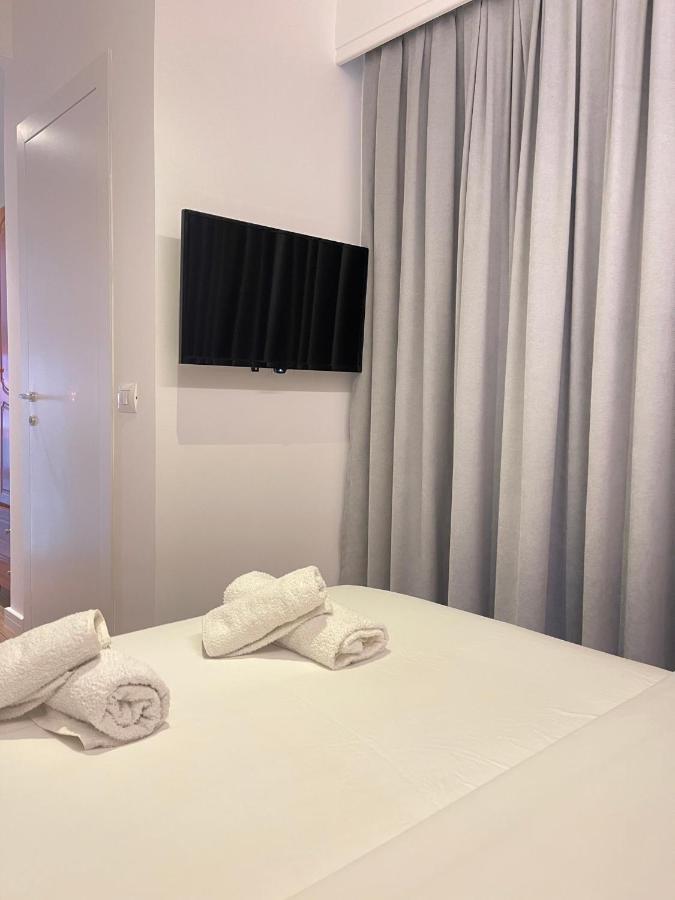 Hotel Aulona Sarande Bagian luar foto